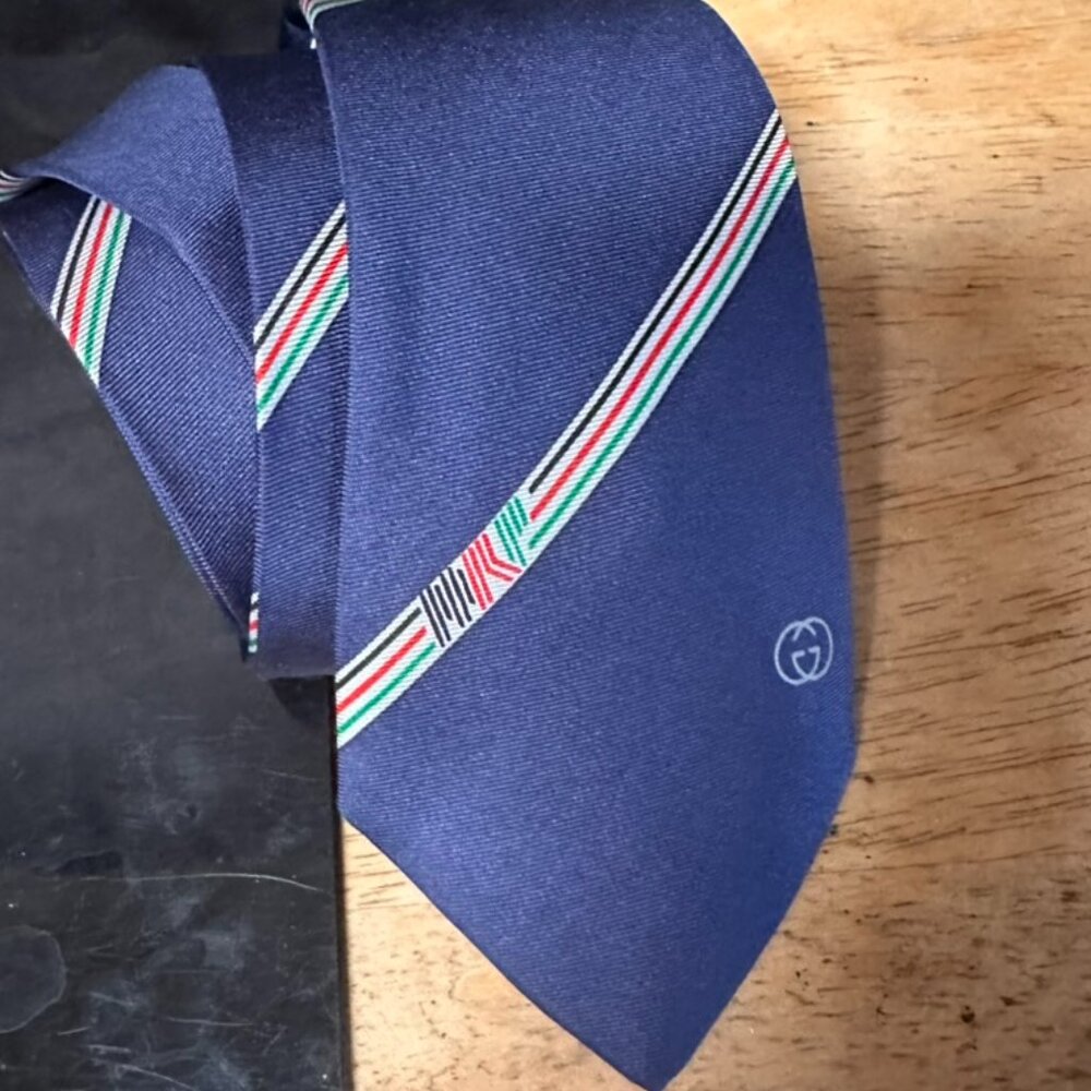 Gucci Silk Tie Logo Mens Gift  Art Necktie Luxury Blue Striped Office Formal Vtg